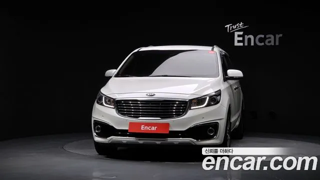 Kia Carnival 2015 thumb 3
