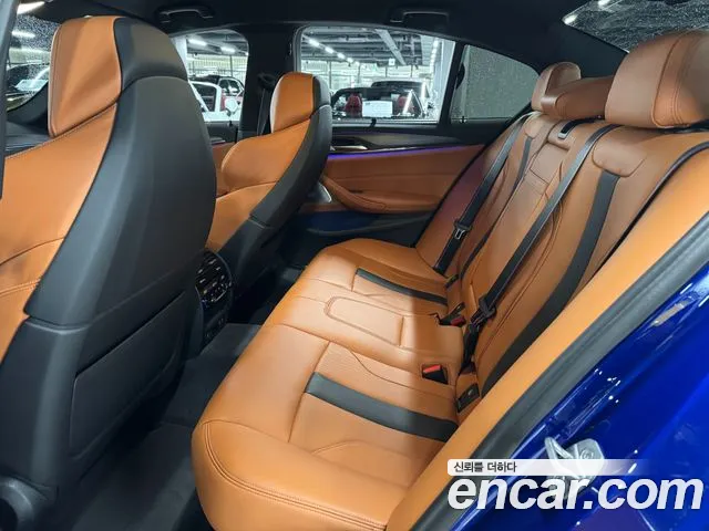 BMW M5 2022 thumb 9