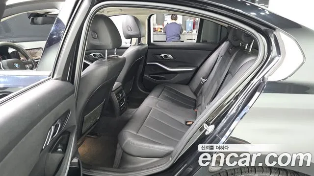 BMW 3 серии 2020 thumb 11