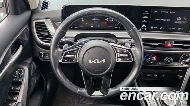 Kia Seltos 2023 thumb 12
