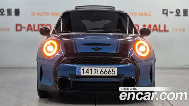 Mini Hatch 2023 thumb 2