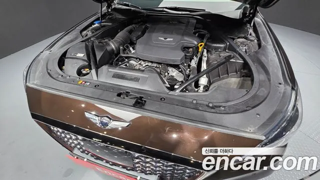 Genesis G80 2019 thumb 6