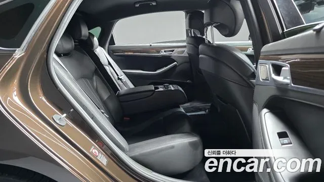 Genesis G80 2019 thumb 11