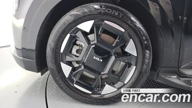 Kia Carnival 2024 thumb 5