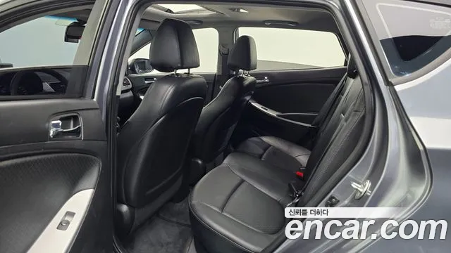 Hyundai Accent 2013 thumb 12