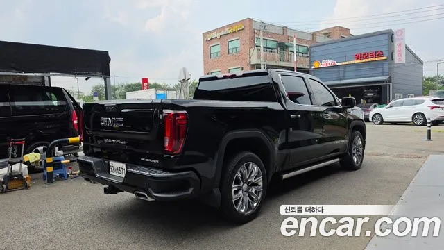 GMC Sierra 2024 thumb 2