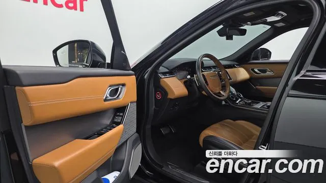Land Rover Range Rover Velar 2018 thumb 10