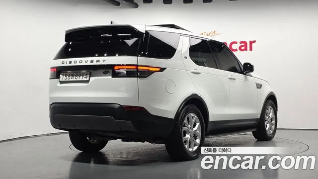 Land Rover Discovery 2019 thumb 2