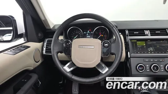 Land Rover Discovery 2019 thumb 12