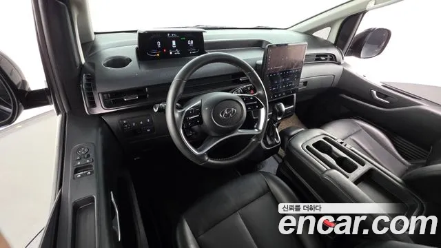 Hyundai Staria 2021 thumb 7