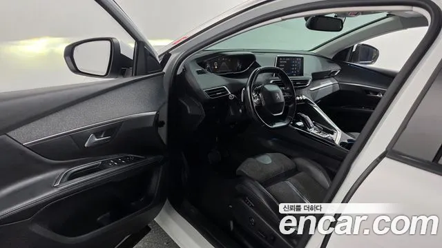 Peugeot 5008 2018 thumb 10