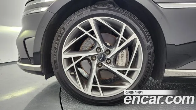 Genesis G90 2022 thumb 5