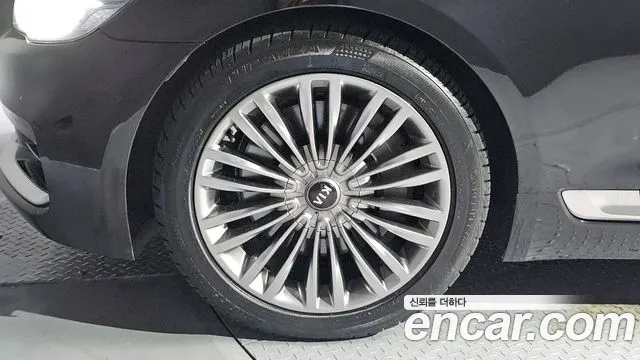 Kia K9 2018 thumb 5