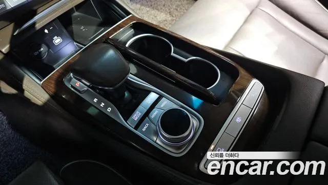 Kia K9 2018 thumb 9