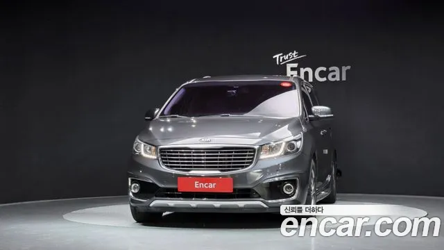 Kia Carnival 2016 thumb 3