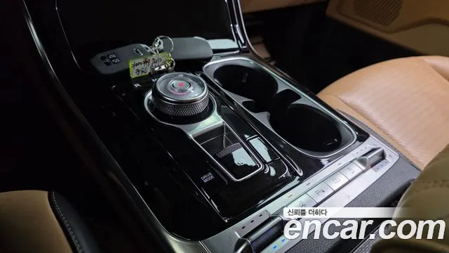 Kia Carnival 2021 thumb 9