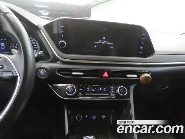 Hyundai Sonata 2021 thumb 10