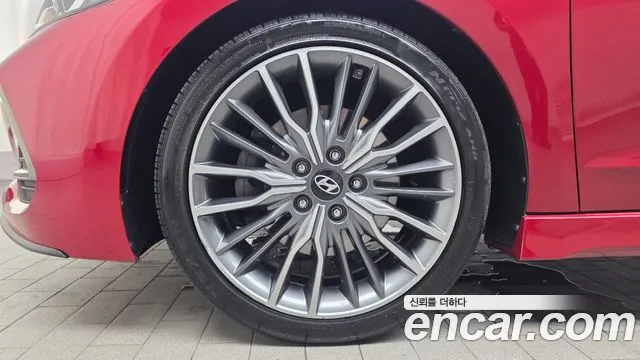 Hyundai Avante 2017 thumb 4