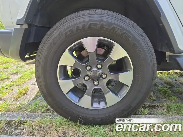 Jeep Wrangler 2022 thumb 5
