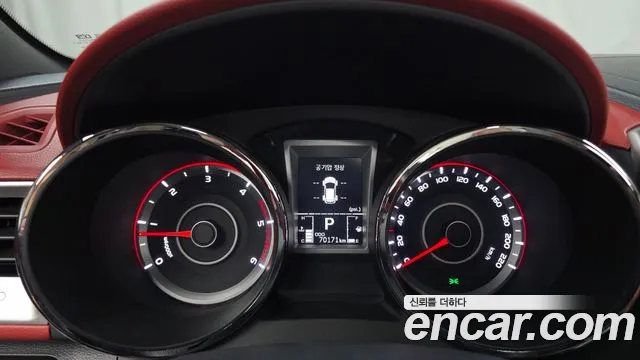 KG_Mobility_Ssangyong TIBOLI 2015 thumb 7