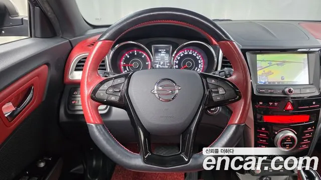 KG_Mobility_Ssangyong TIBOLI 2015 thumb 12