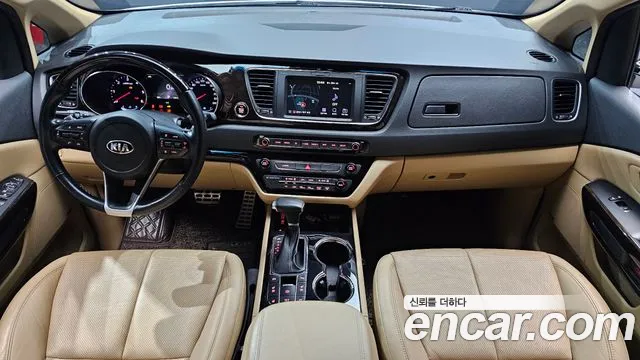 Kia Carnival 2018 thumb 7