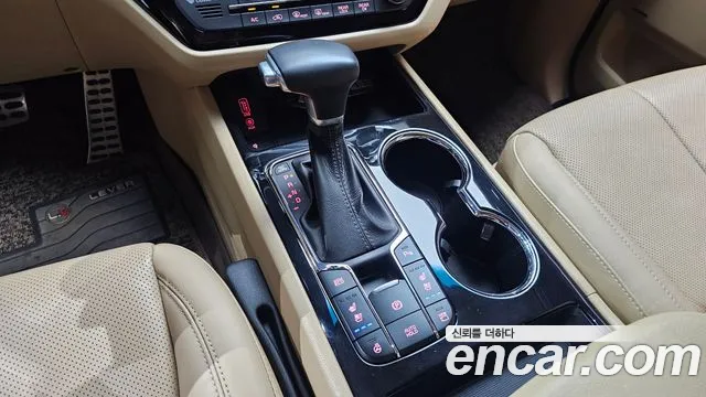 Kia Carnival 2018 thumb 9