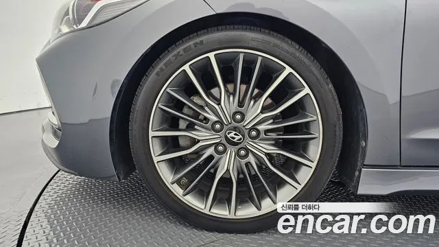 Hyundai Avante 2016 thumb 5