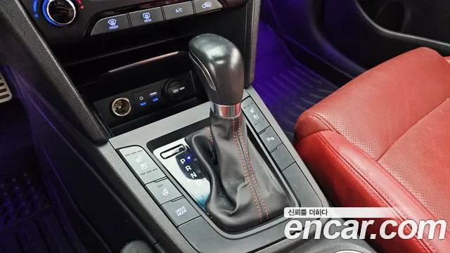 Hyundai Avante 2016 thumb 9
