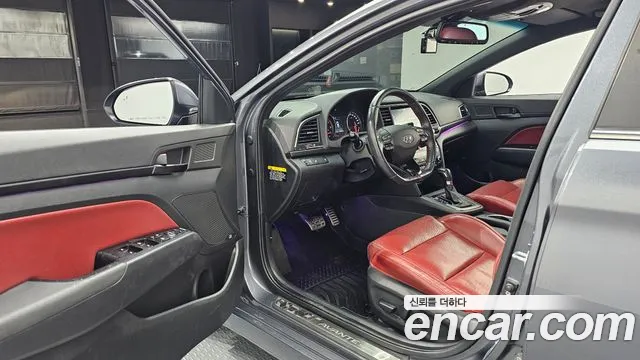 Hyundai Avante 2016 thumb 10