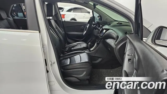 Chevrolet Tracker 2019 thumb 11