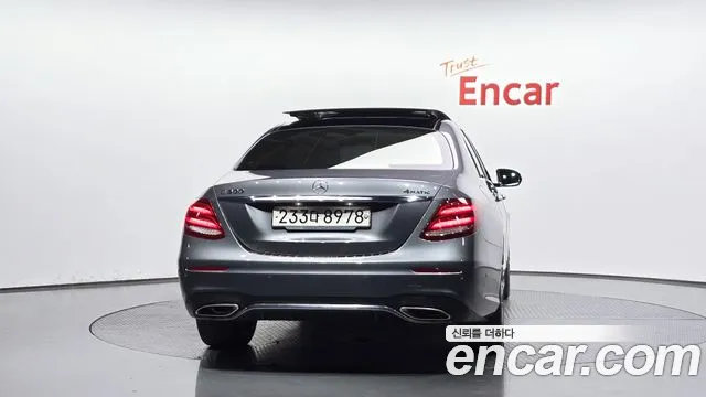 Mercedes-Benz E-Класс 2020 thumb 3