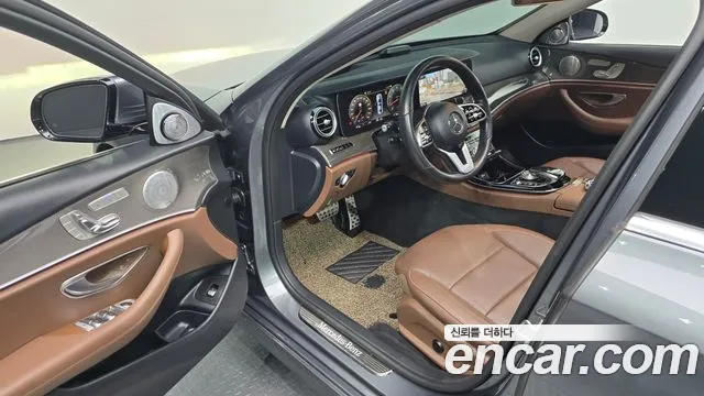 Mercedes-Benz E-Класс 2020 thumb 9