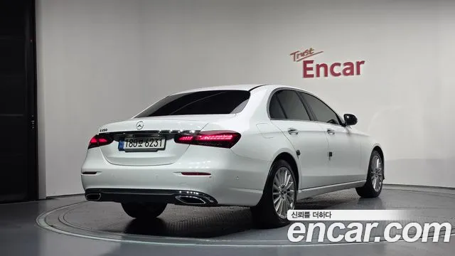 Mercedes-Benz E-Класс 2020 thumb 2