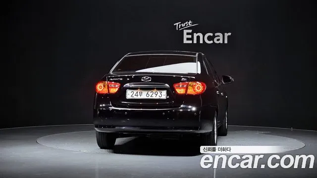 Hyundai Avante 2010 thumb 4
