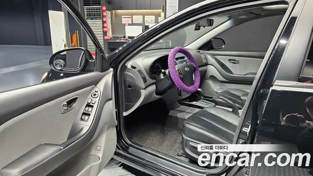 Hyundai Avante 2010 thumb 10