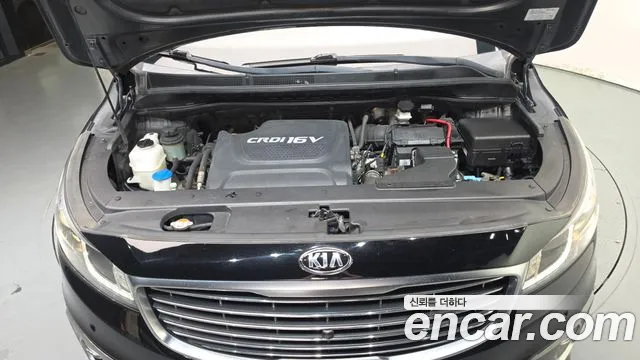 Kia Carnival 2017 thumb 6