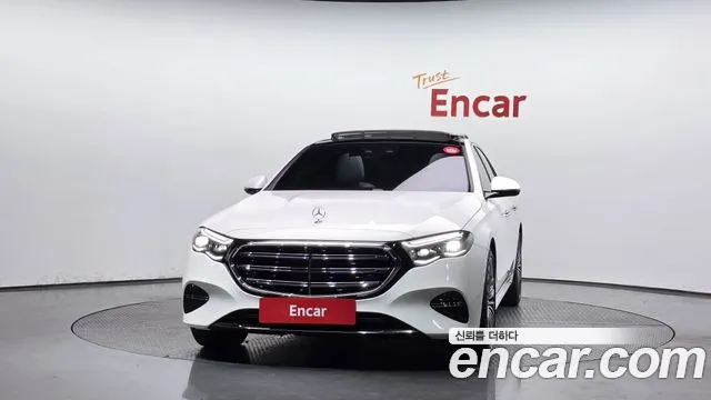 Mercedes-Benz E-Класс 2025 thumb 3