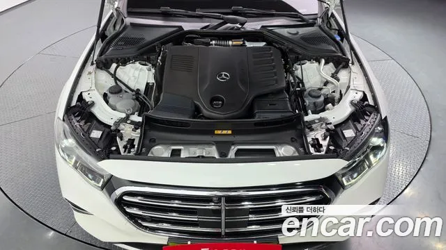 Mercedes-Benz E-Класс 2025 thumb 6