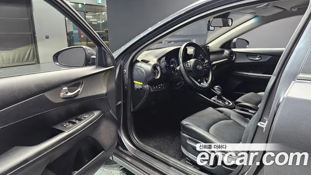 Kia K3 2018 thumb 10
