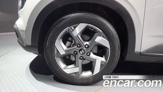 Hyundai Venue 2021 thumb 5