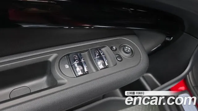 Mini Clubman 2023 thumb 11