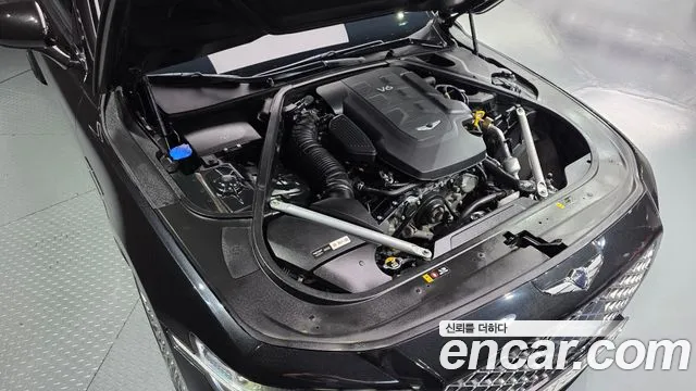 Genesis G90 2019 thumb 6