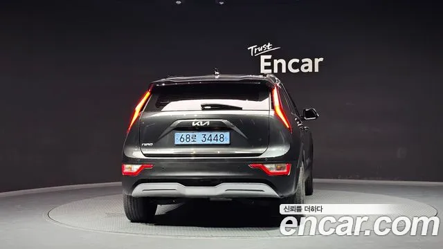 Kia Niro 2023 thumb 4
