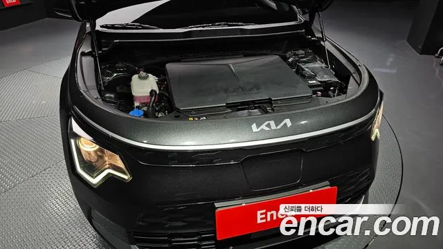 Kia Niro 2023 thumb 6