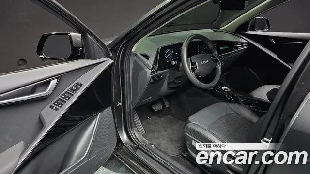 Kia Niro 2023 thumb 11