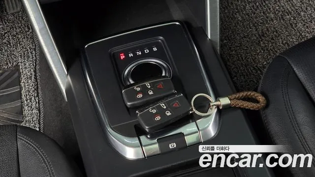 Land Rover Discovery Sport 2018 thumb 8