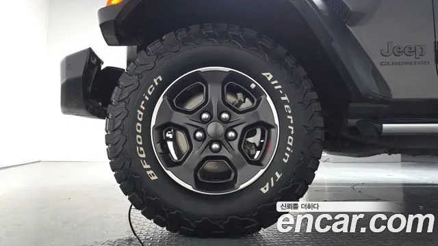 Jeep Gladiator 2021 thumb 4