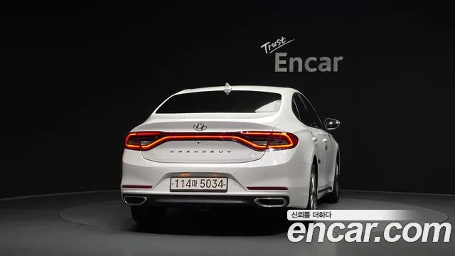 Hyundai Grandeur 2017 thumb 4