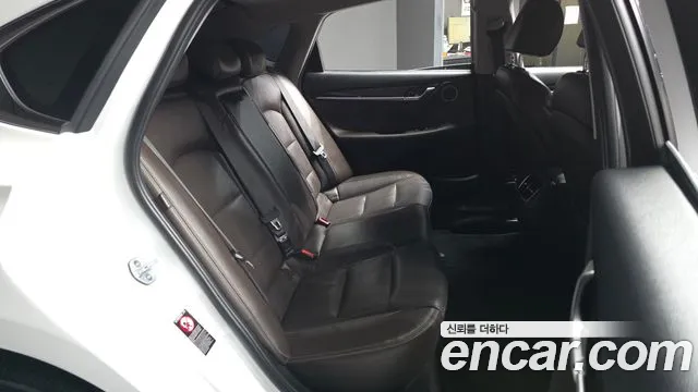 Hyundai Grandeur 2017 thumb 11